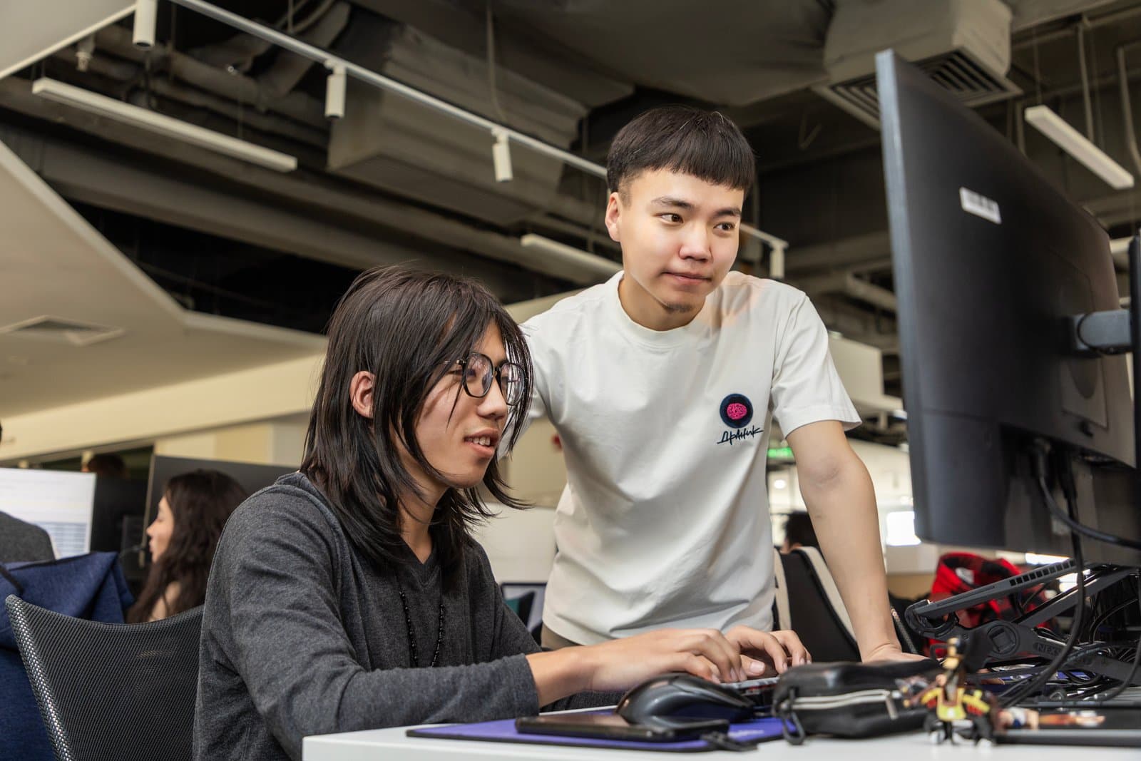 Монгол инженерүүд ноцтой кибер эрсдэлийг илрүүлж, зогсоолоо